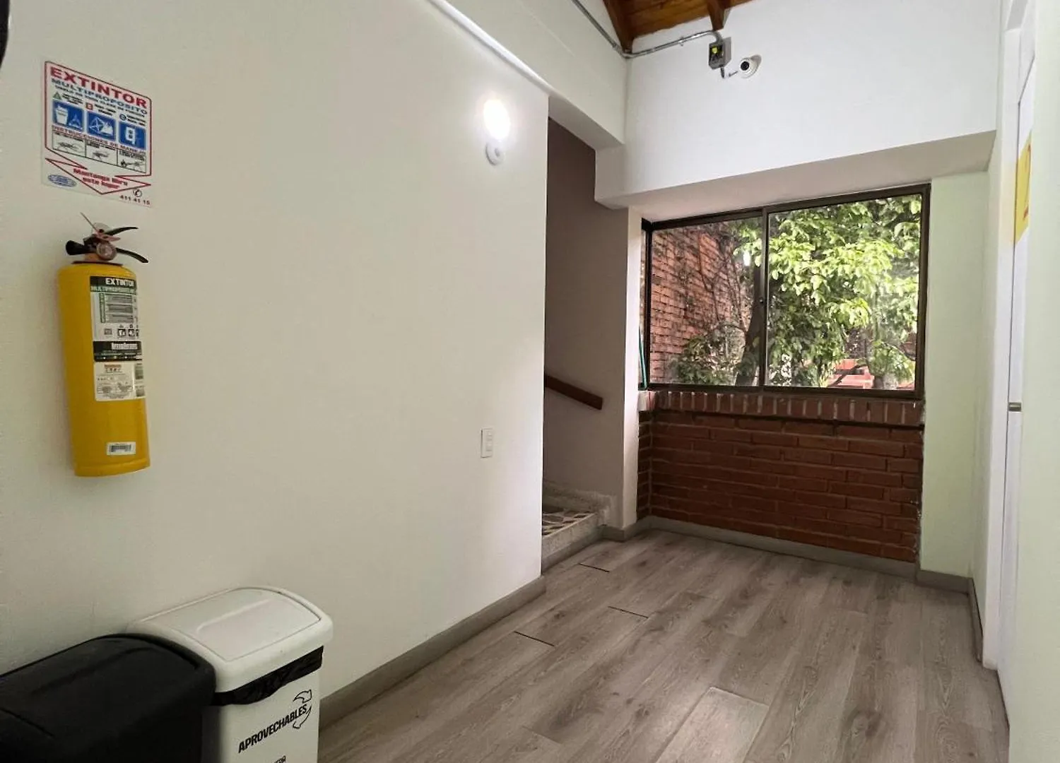 Apartamento A Minutos De Provenza En Medellin - M201 By Roots Rentals 0*,
